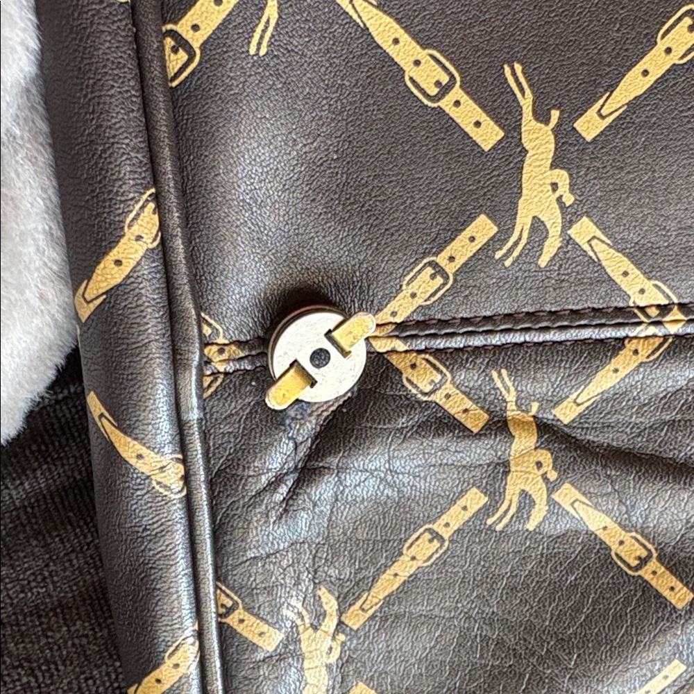 Longchamp Brown and Gold Crossbody Bag with Elegant Chain Detailing - Picture 9 of 10